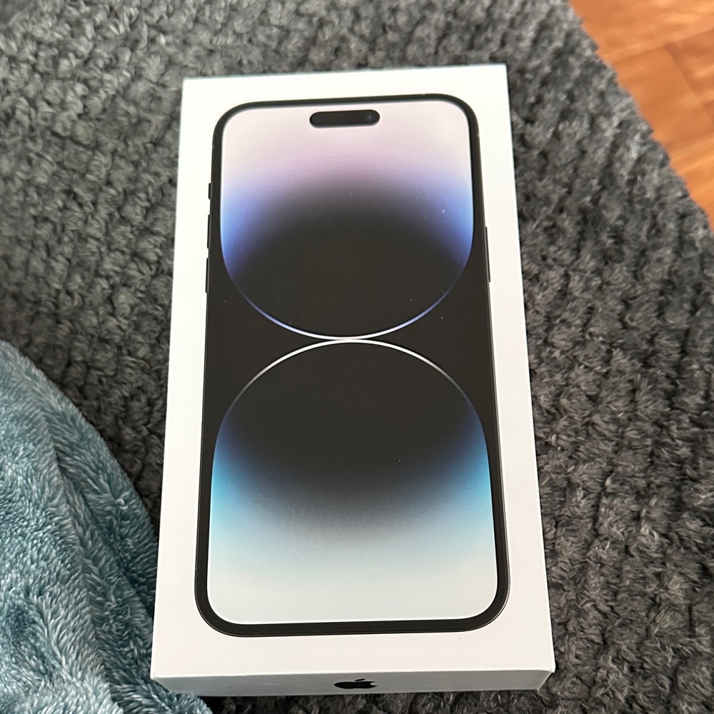 Empty Apple iPhone box - 14 Pro Max